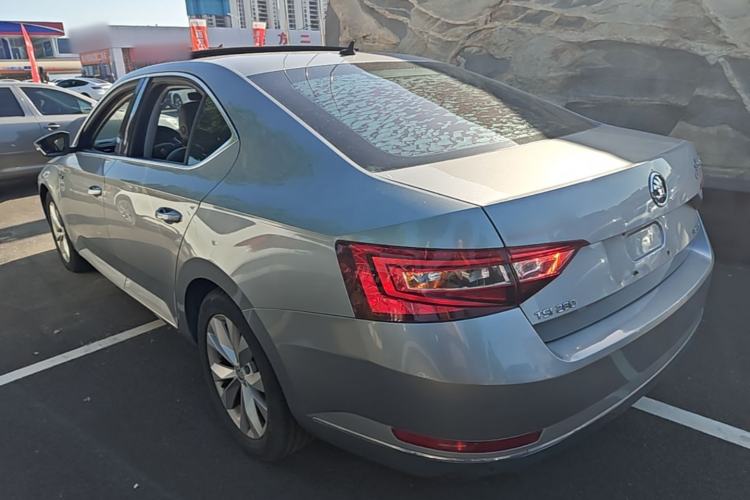 Used Skoda Superb 2016 TSI280 DSG Innovation Edition Rear Left 45 Deg