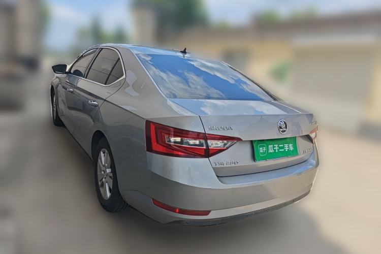 Used Skoda Superb 2016 TSI280 DSG Advanced Edition Rear Left 45 Deg