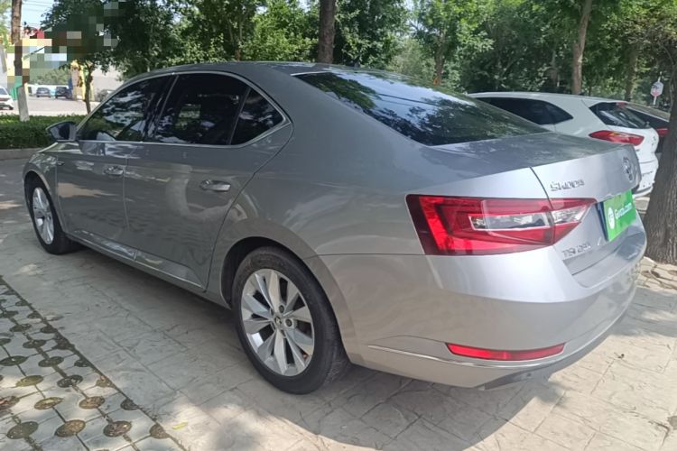 Used Skoda Superb 2016 TSI280 DSG Innovation Edition Rear Left 45 Deg