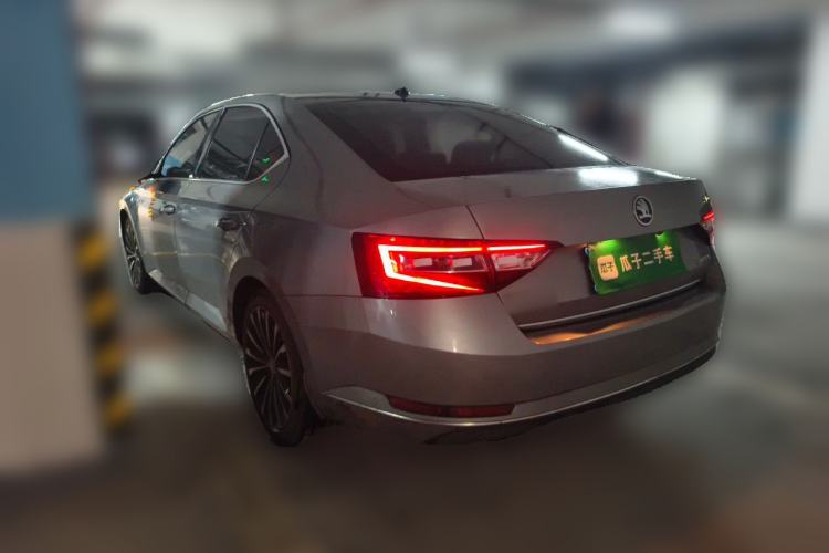 Used Skoda Superb 2016 TSI330 DSG Smart Drive Edition Rear Left 45 Deg