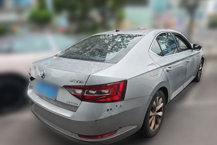 Used Skoda Superb 2016 TSI330 DSG Innovation Edition Rear Right 45 Deg