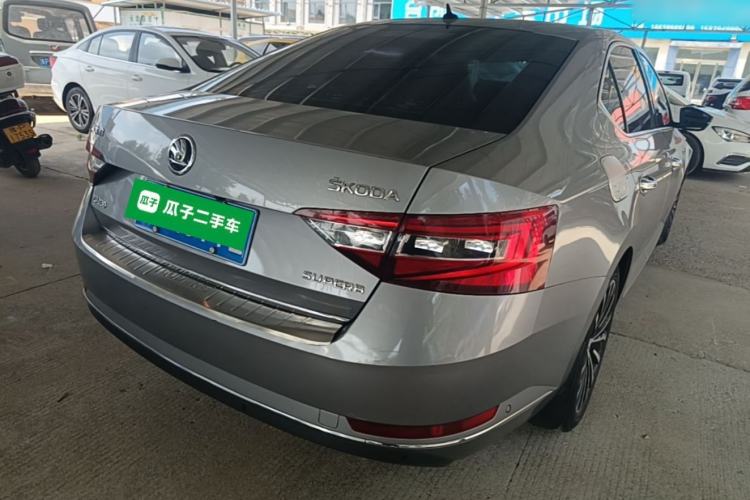 Used Skoda Superb 2016 TSI330 DSG Smart Drive Edition Rear Right 45 Deg