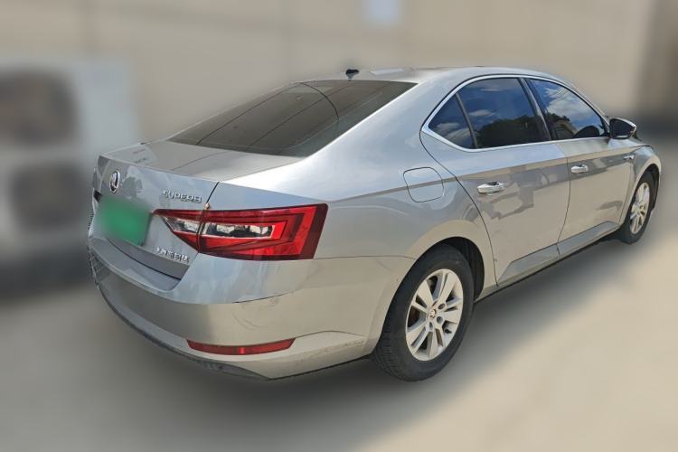 Used Skoda Superb 2016 TSI280 DSG Advanced Edition Rear Right 45 Deg