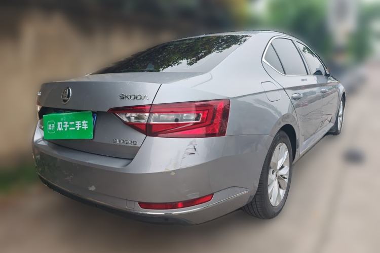 Used Skoda Superb 2016 TSI280 DSG Innovation Edition Rear Right 45 Deg