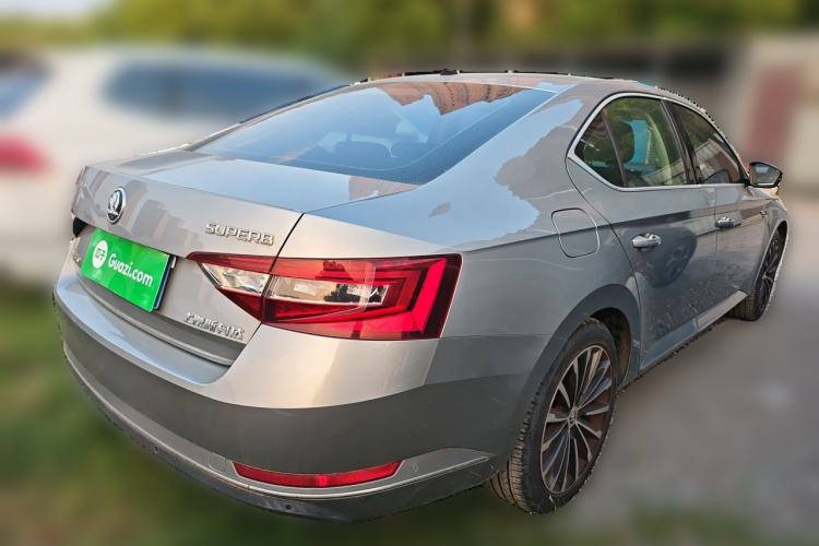 Used Skoda Superb 2016 TSI330 DSG Smart Drive Edition Rear Right 45 Deg