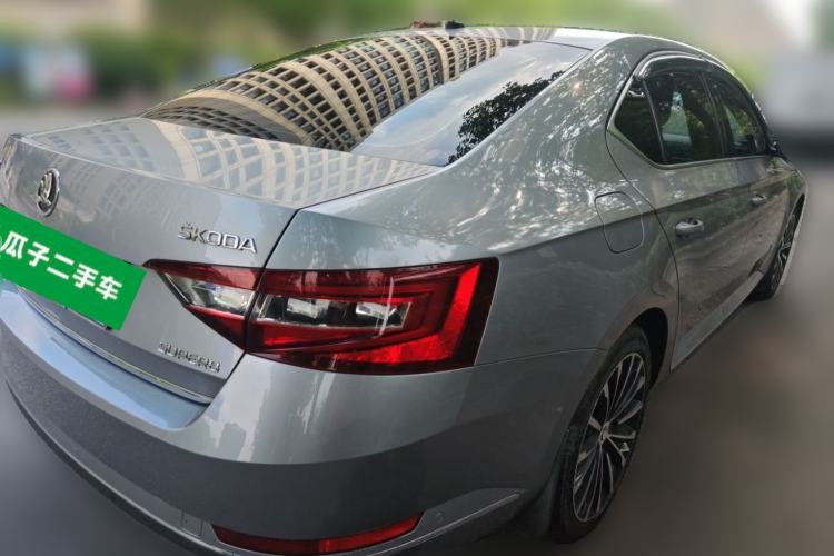 Used Skoda Superb 2016 TSI330 DSG Smart Drive Edition Rear Right 45 Deg