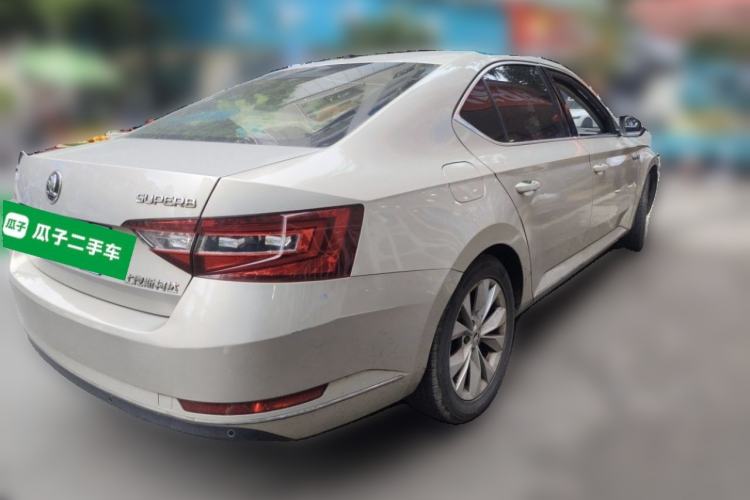 Used Skoda Superb 2016 TSI280 DSG Innovation Edition Rear Right 45 Deg