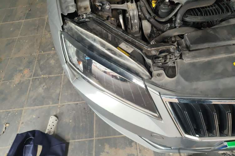 Used Skoda Superb 2016 TSI330 DSG Innovation Edition Right Front Headlight