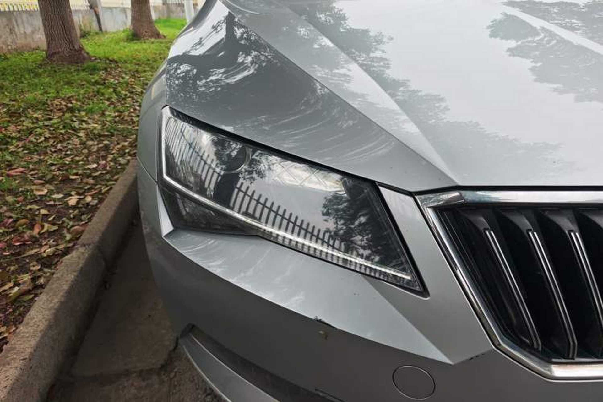 Used Skoda Superb 2016 TSI280 DSG Innovation Edition Right Front Headlight