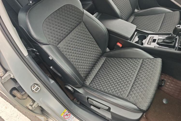 Used Skoda Superb 2016 TSI280 DSG Innovation Edition Right Front Seat