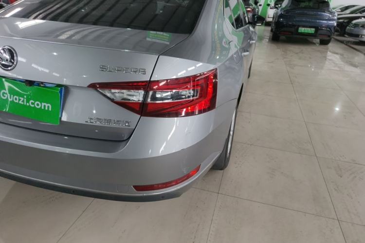 Used Skoda Superb 2016 TSI330 DSG Innovation Edition Right Rear Taillight