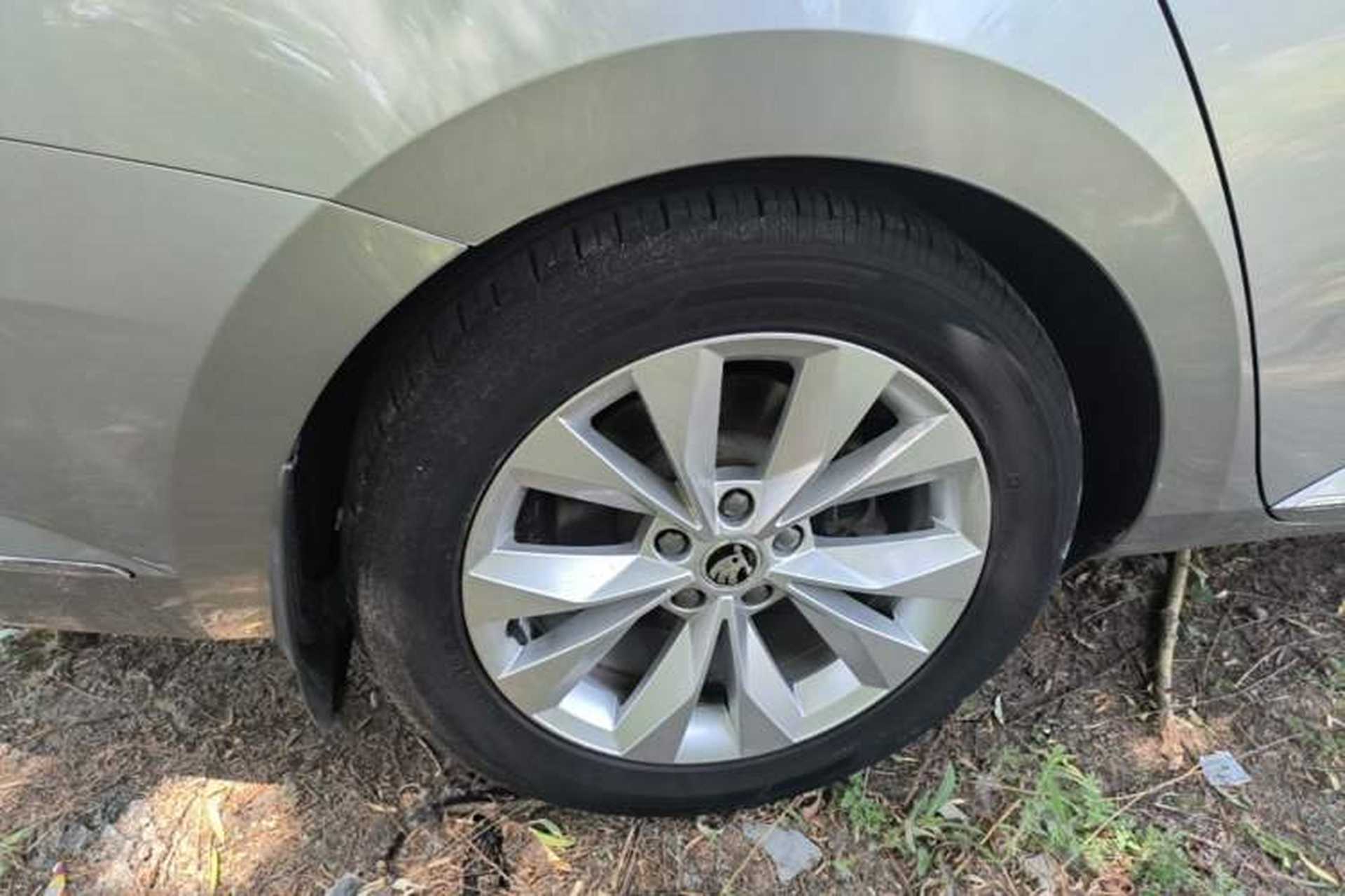 Used Skoda Superb 2016 TSI280 DSG Innovation Edition Right Rear Wheel Hub