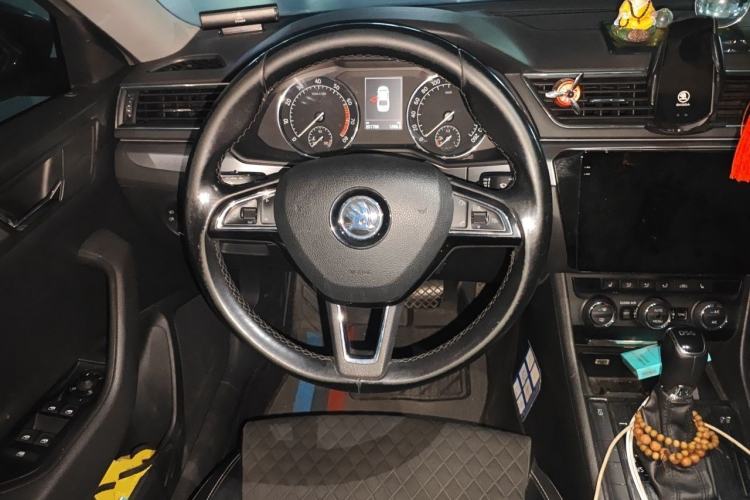 Used Skoda Superb 2016 TSI280 DSG Innovation Edition Steering Wheel