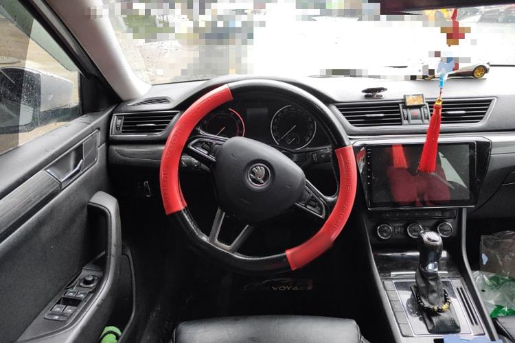 Used Skoda Superb 2016 TSI330 DSG Smart Drive Edition Steering Wheel
