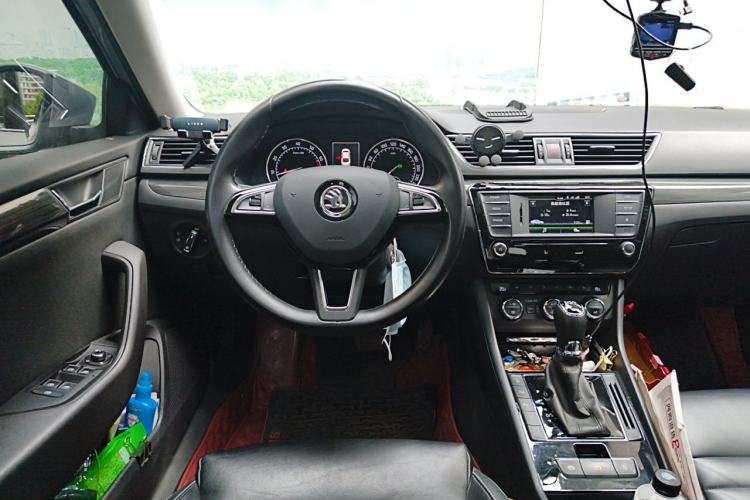 Used Skoda Superb 2016 TSI330 DSG Smart Drive Edition Steering Wheel