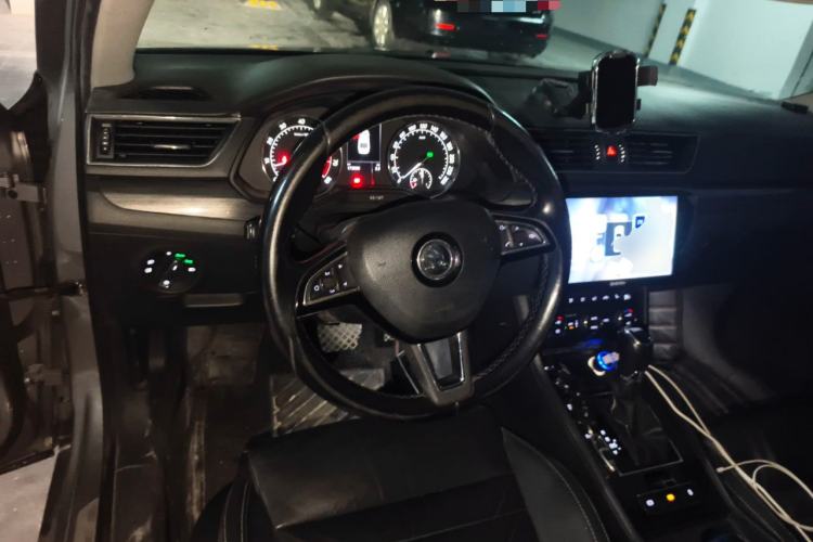 Used Skoda Superb 2016 TSI330 DSG Smart Drive Edition Steering Wheel
