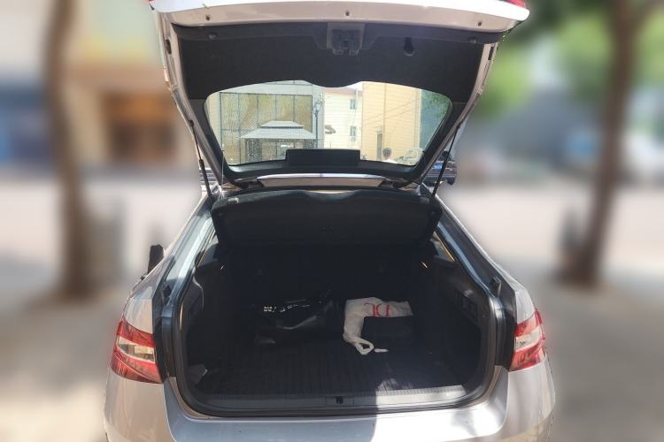 Used Skoda Superb 2016 TSI330 DSG Innovation Edition Trunk