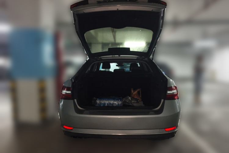 Used Skoda Superb 2016 TSI330 DSG Smart Drive Edition Trunk