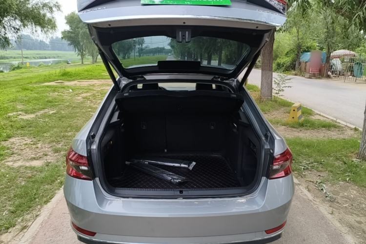 Used Skoda Superb 2016 TSI330 DSG Smart Drive Edition Trunk