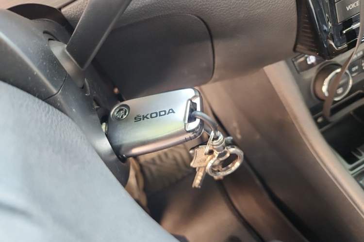 Used Skoda Superb 2016 TSI330 DSG Innovation Edition Vehicle Key