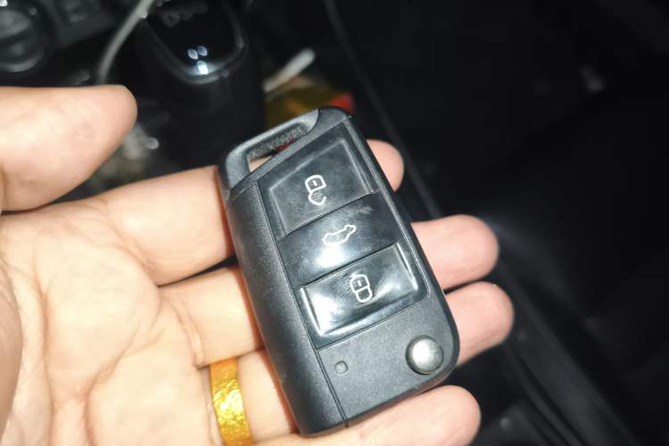 Used Skoda Superb 2016 TSI330 DSG Smart Drive Edition Vehicle Key