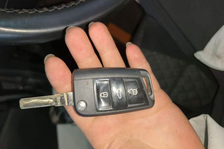 Used Skoda Superb 2016 TSI330 DSG Innovation Edition Vehicle Key