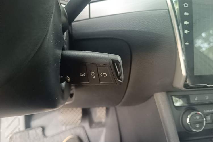 Used Skoda Superb 2016 TSI280 DSG Innovation Edition Vehicle Key