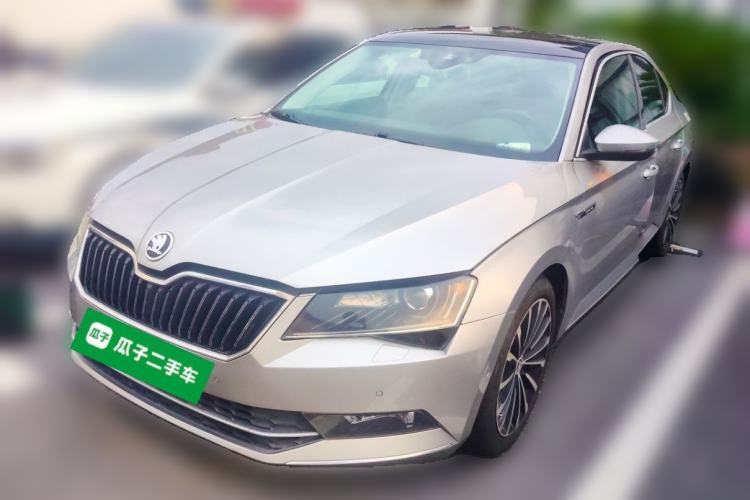 Used Skoda Superb 2016 TSI330 DSG Smart Drive Edition Guazi used car, China used car export, Used car for sale, Used cars, Cheapest cars for sale