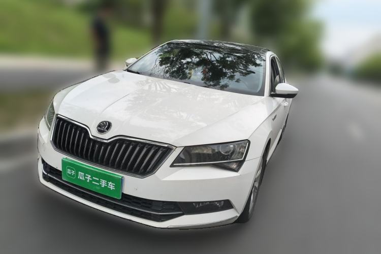 Used Skoda Superb 2016 TSI330 DSG Innovation Edition Guazi used car, China used car export, Used car for sale, Used  cars, Cheapest cars for sale