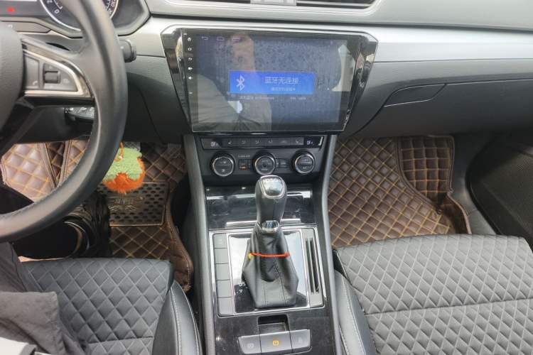 Used Skoda Superb 2016 TSI280 DSG Innovation Edition Audio And AC Panel