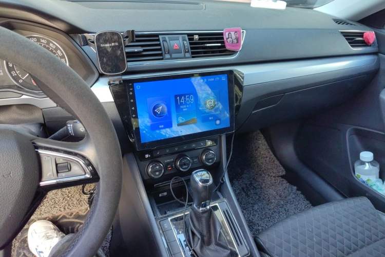 Used Skoda Superb 2016 TSI280 DSG Innovation Edition Audio And AC Panel