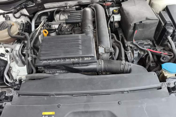 Used Skoda Superb 2016 TSI280 DSG Innovation Edition Engine Bay