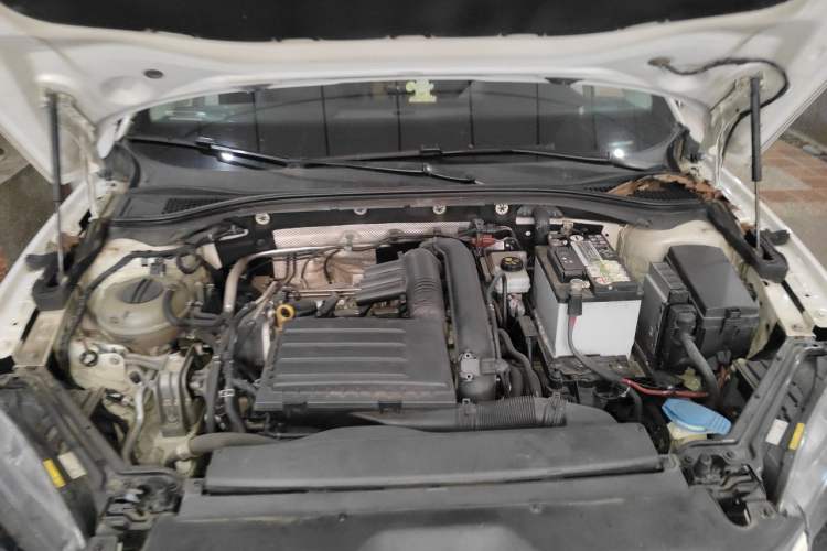 Used Skoda Superb 2016 TSI280 DSG Advanced Edition Engine Bay