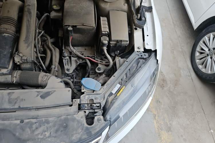 Used Skoda Superb 2016 TSI280 DSG Advanced Edition Engine Bay Left