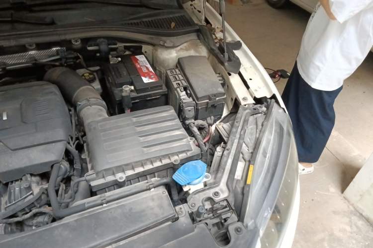 Used Skoda Superb 2016 TSI330 DSG Smart Drive Edition Engine Bay Left