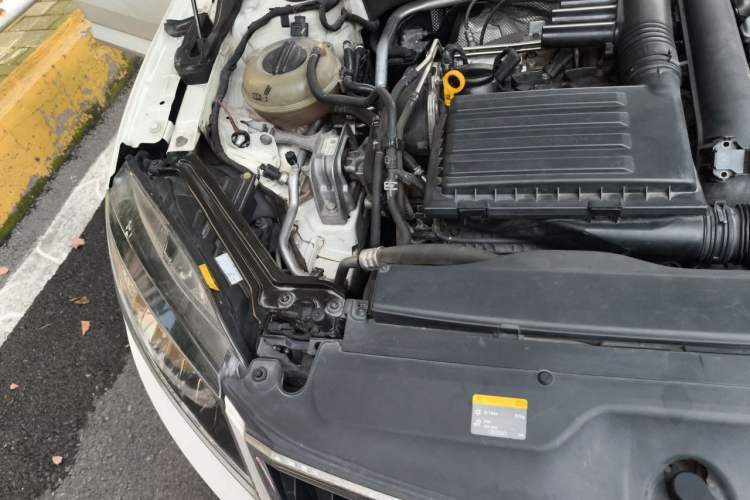Used Skoda Superb 2016 TSI280 DSG Innovation Edition Engine Bay Right