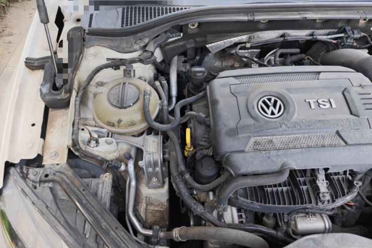 Used Skoda Superb 2016 TSI330 DSG Innovation Edition Engine Bay Right
