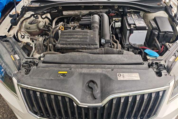 Used Skoda Superb 2016 TSI280 DSG Innovation Edition Engine Bay
