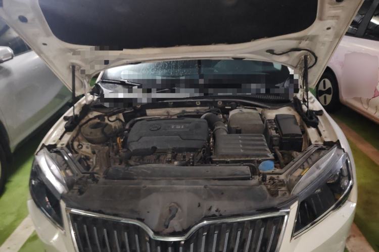 Used Skoda Superb 2016 TSI330 DSG Innovation Edition Engine Bay
