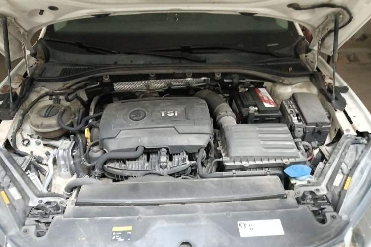 Used Skoda Superb 2016 TSI330 DSG Smart Drive Edition Engine Bay