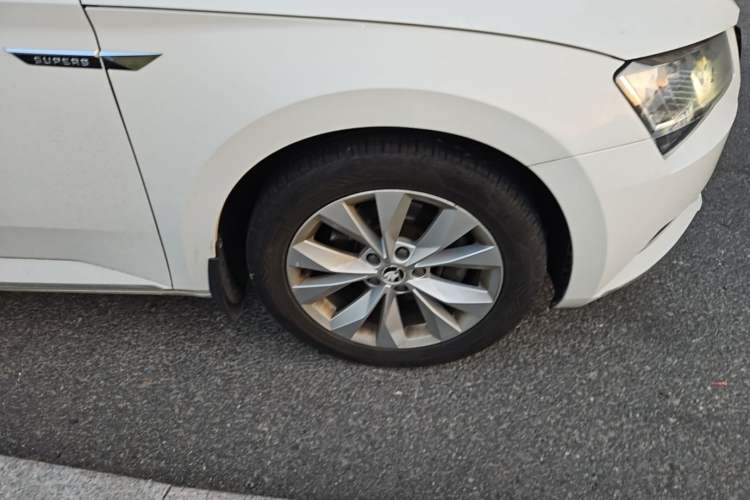 Used Skoda Superb 2016 TSI280 DSG Innovation Edition Exterior 1