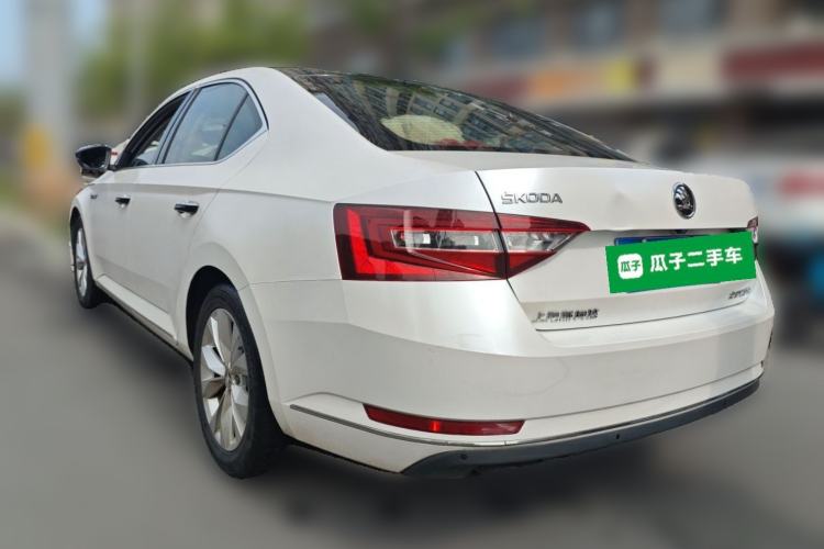 Used Skoda Superb 2016 TSI280 DSG Innovation Edition Exterior 3
