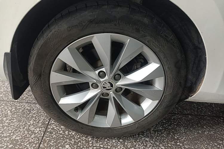 Used Skoda Superb 2016 TSI280 DSG Innovation Edition Exterior 5