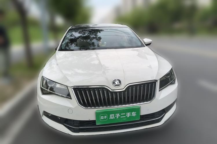 Used Skoda Superb 2016 TSI330 DSG Innovation Edition Front