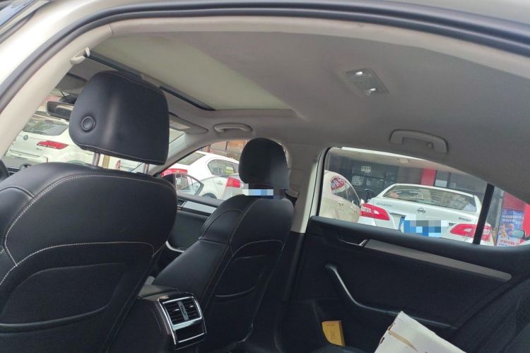 Used Skoda Superb 2016 TSI280 DSG Innovation Edition Headliner