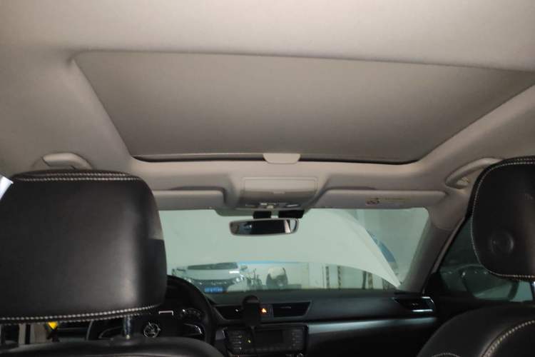 Used Skoda Superb 2016 TSI330 DSG Innovation Edition Headliner