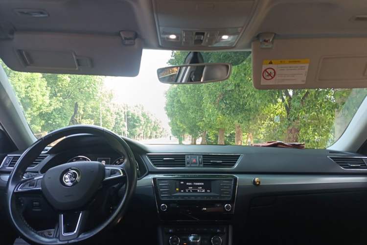Used Skoda Superb 2016 TSI280 DSG Innovation Edition Headliner
