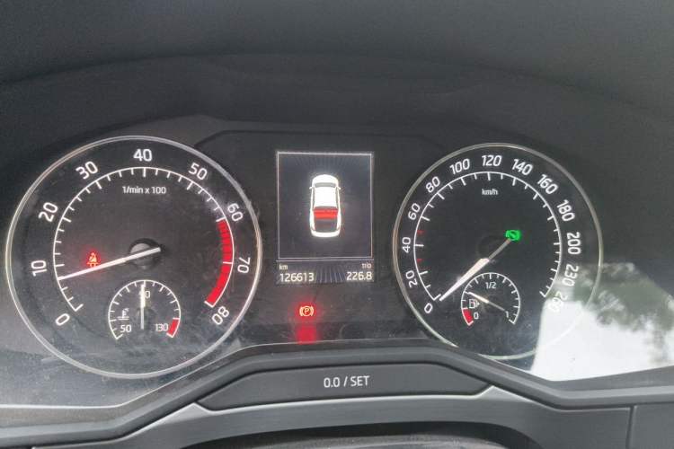 Used Skoda Superb 2016 TSI330 DSG Innovation Edition Instrument Cluster