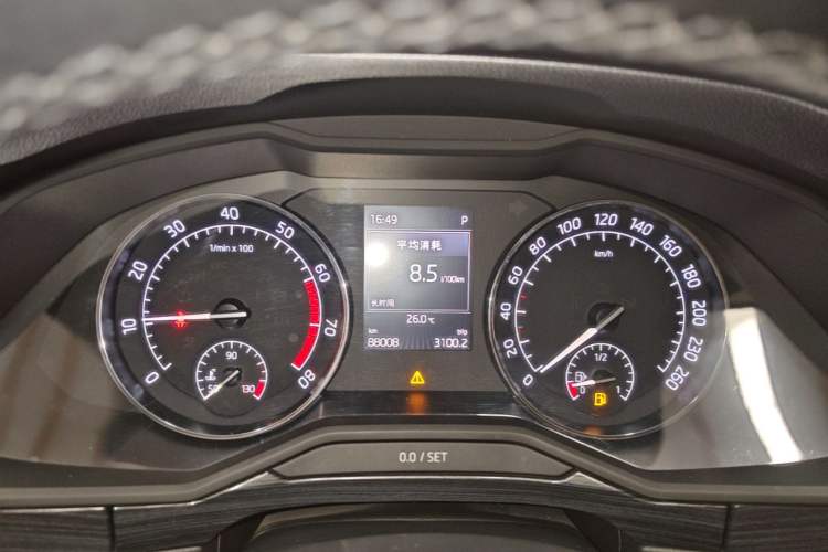 Used Skoda Superb 2016 TSI330 DSG Smart Drive Edition Instrument Cluster