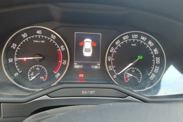 Used Skoda Superb 2016 TSI330 DSG Innovation Edition Instrument Cluster